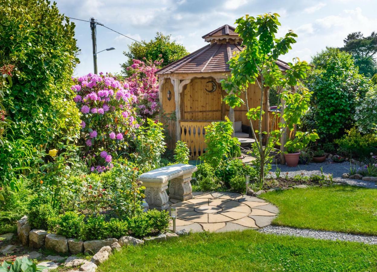 Rockleigh Place Сент-Остел Экстерьер фото